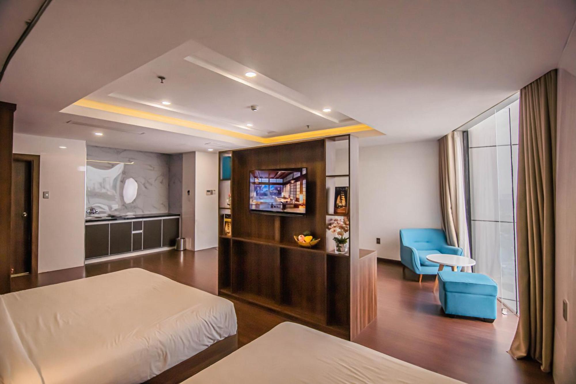 Gold Hotel Da Nang By Haviland Exterior photo